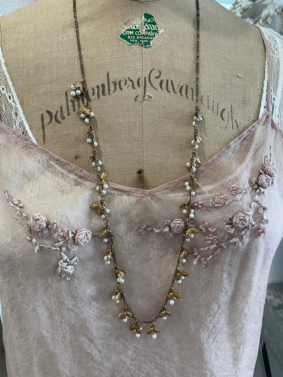 Pearls And Leaves
