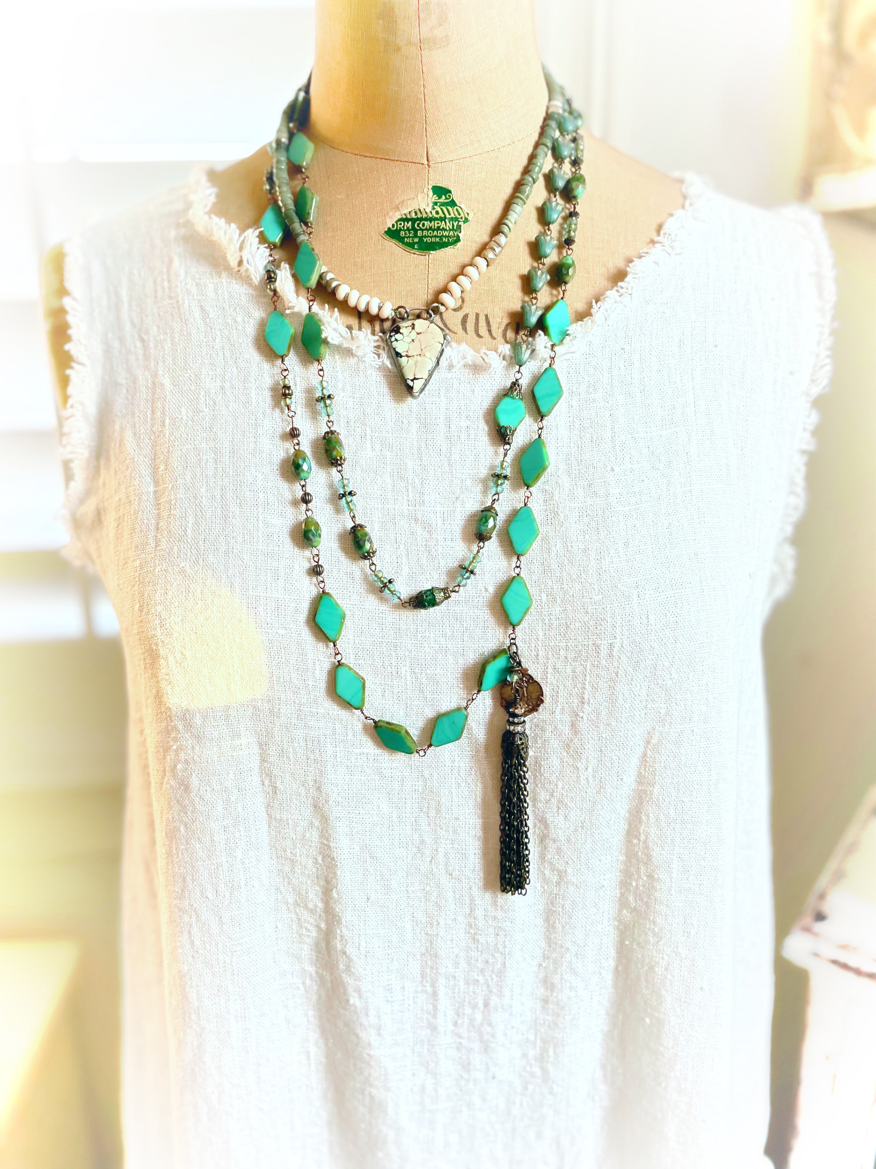 Artsy Green