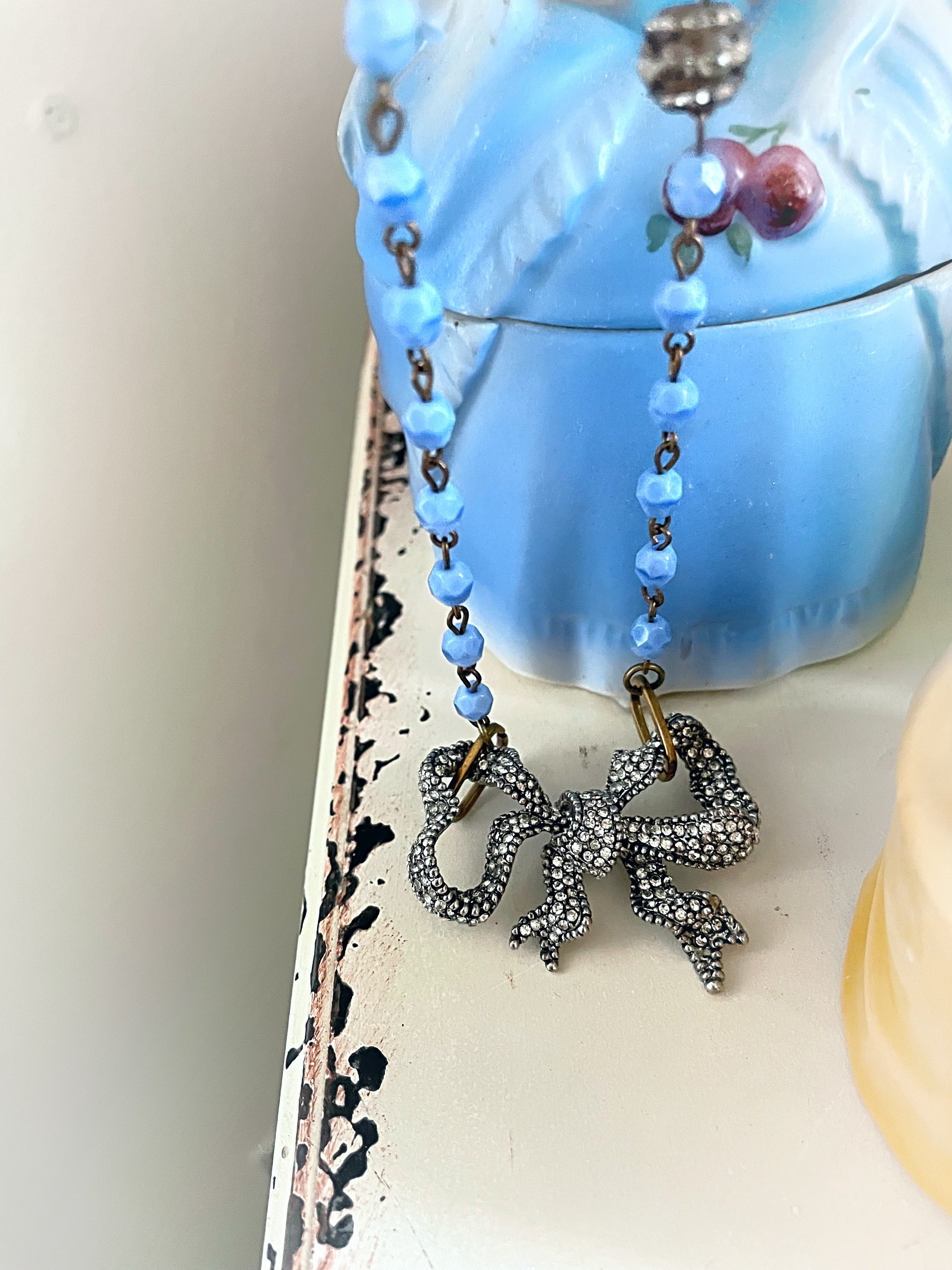 Vintage Bow Blue