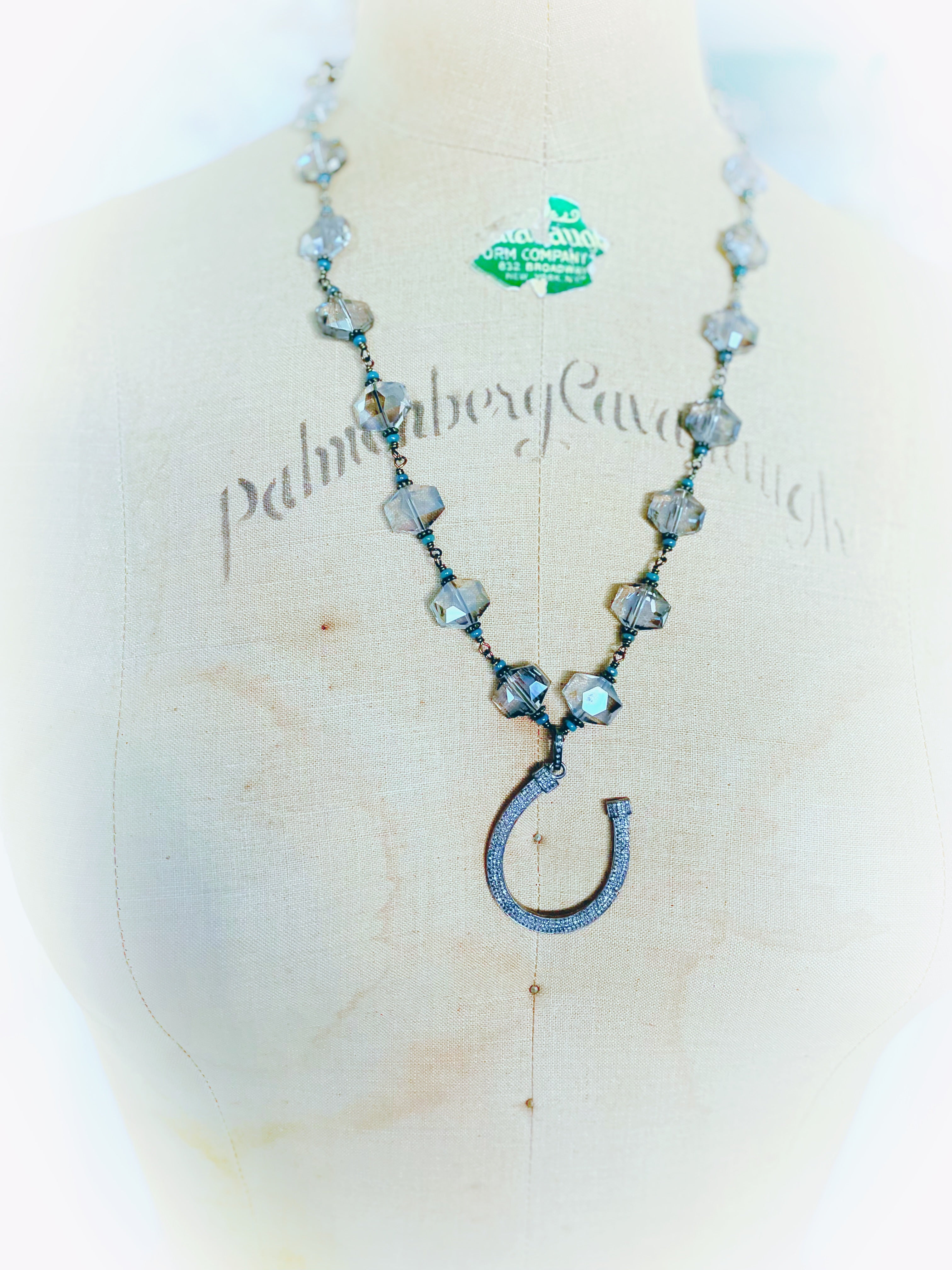 Dirty Diamonds Lucky