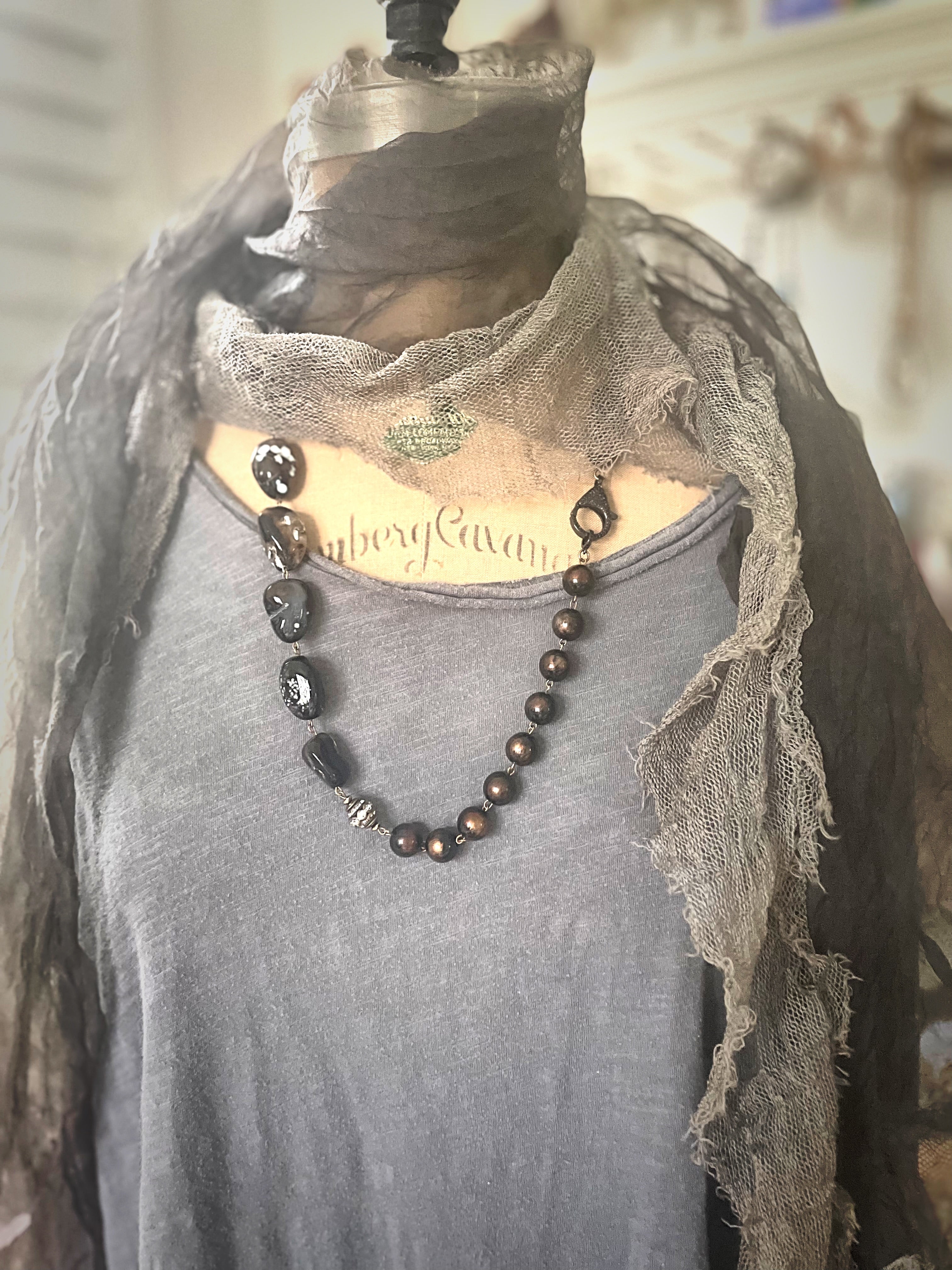 Reserved Terri Glossy Rocks