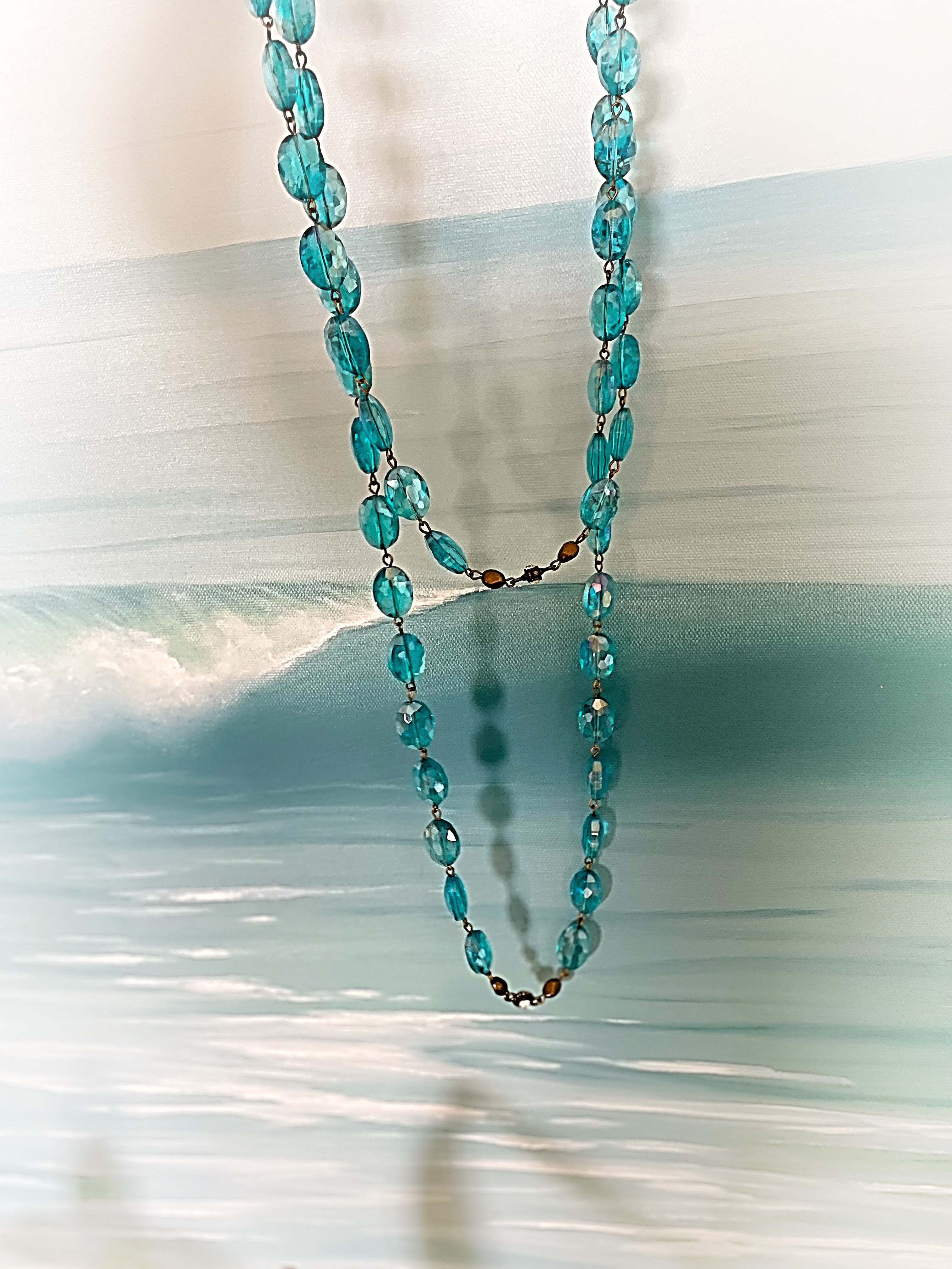 Topaz Shores Neck Candy