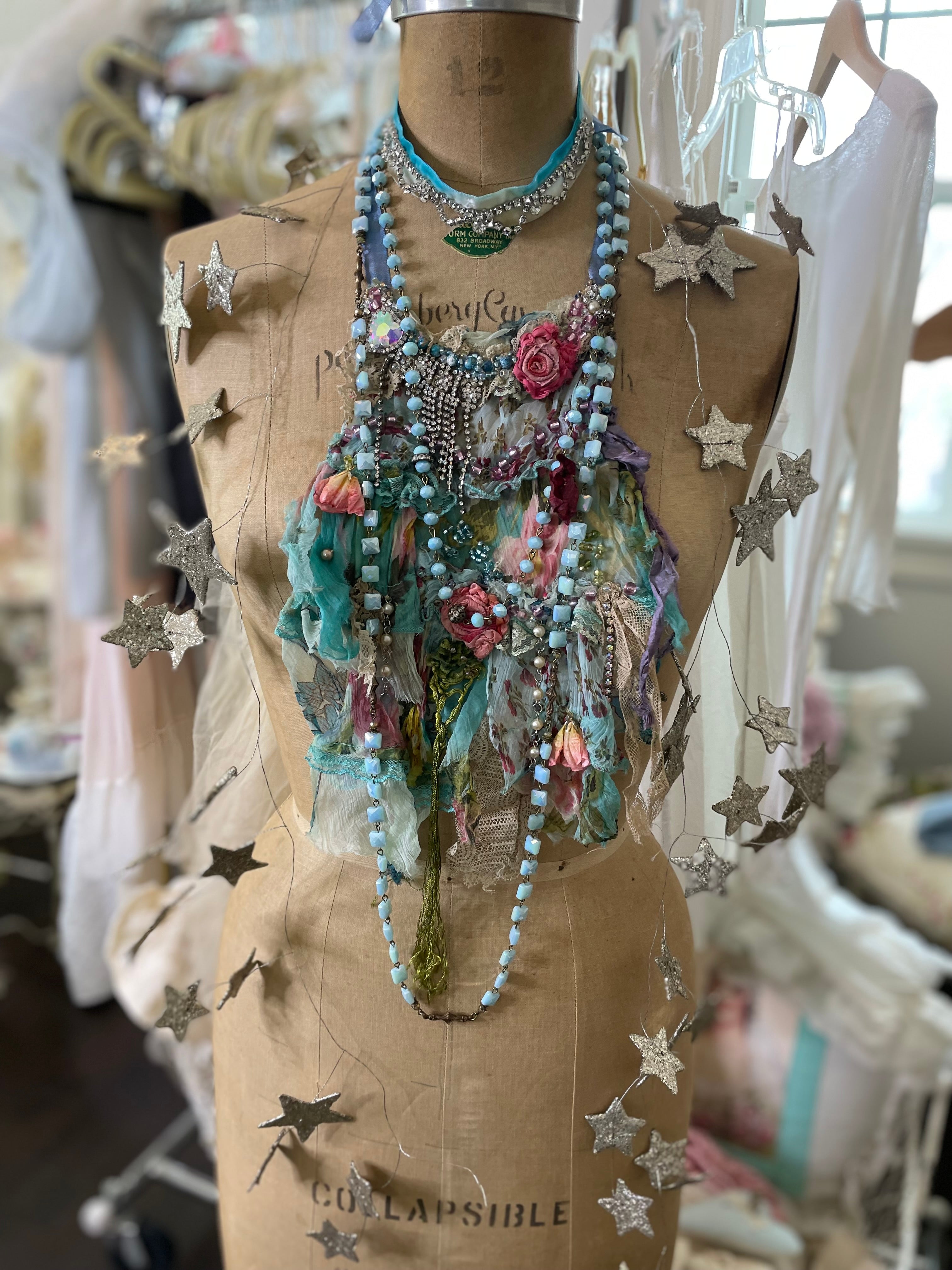 Chiffon Wild Jabot
