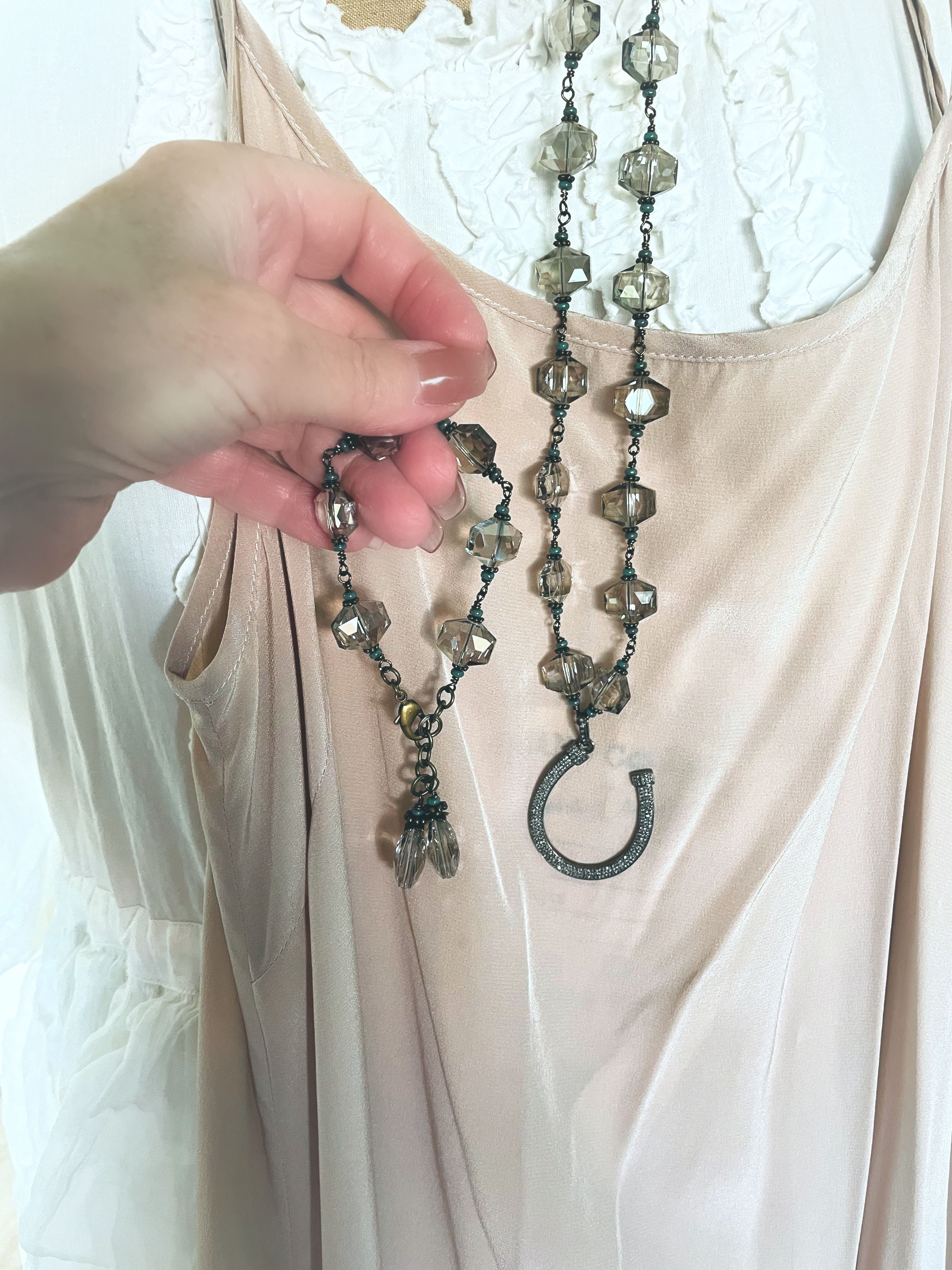 Dirty Diamonds Lucky