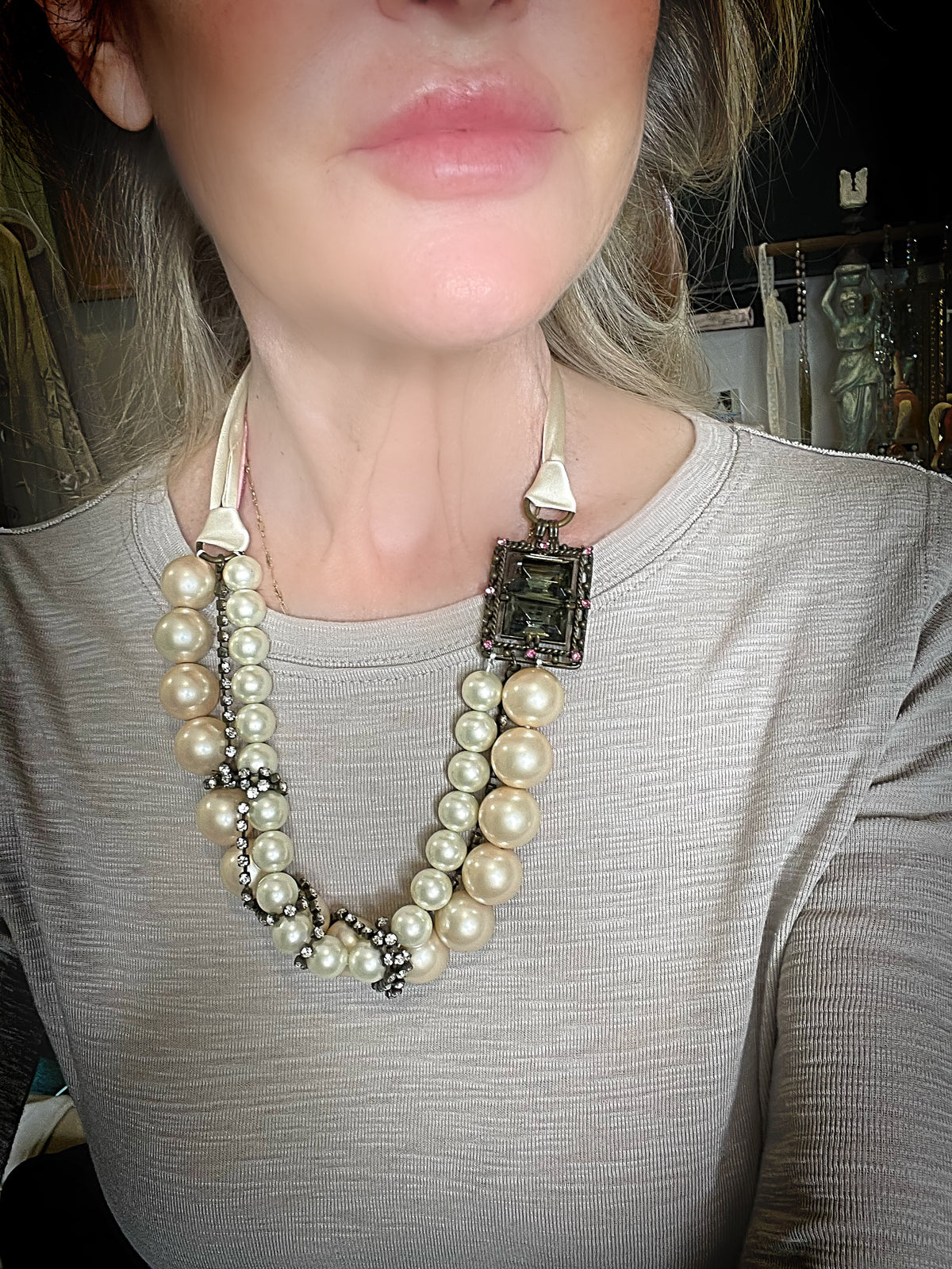 Paris Girl Pearls