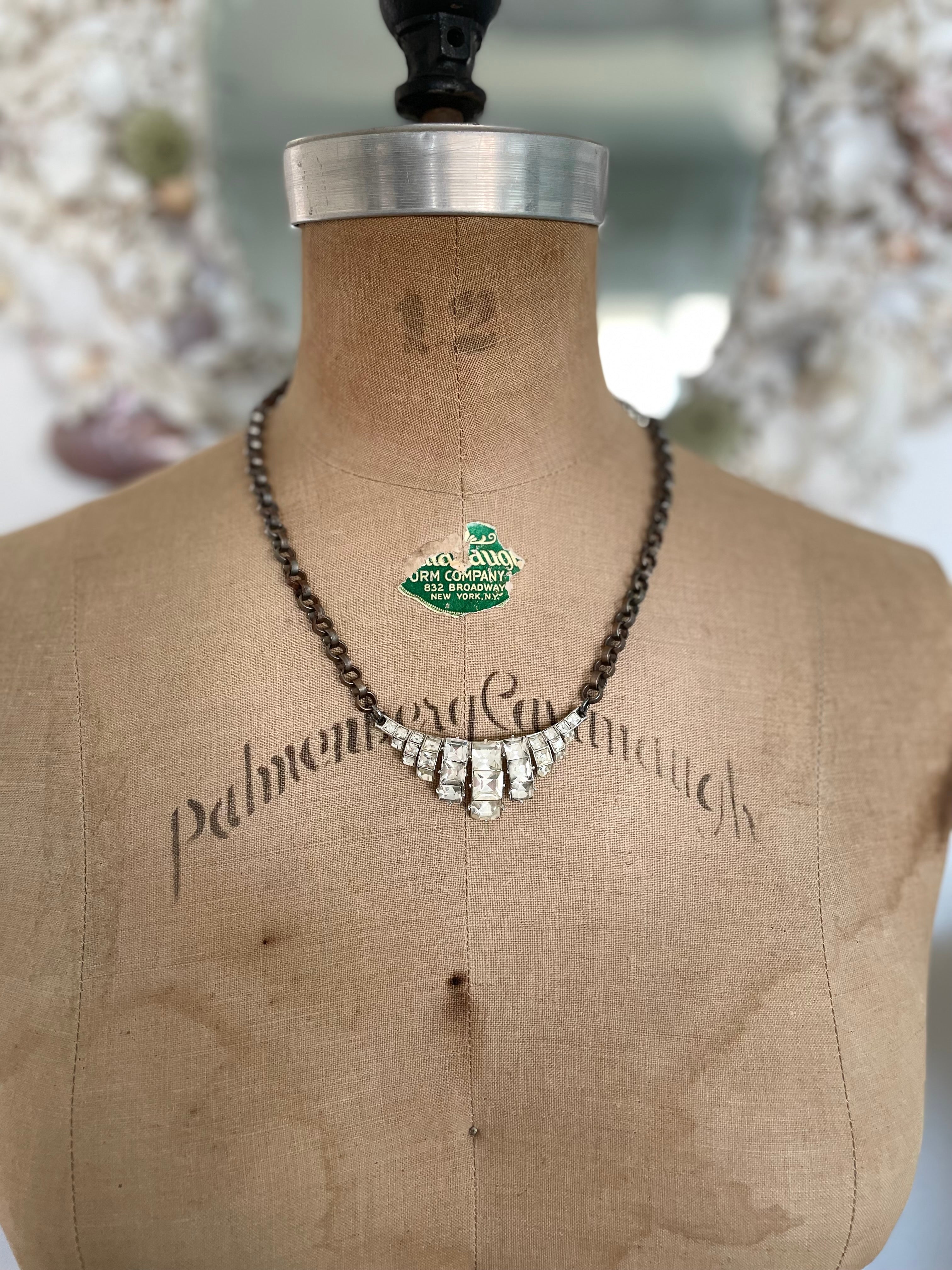 Grunge Graceful Necklace