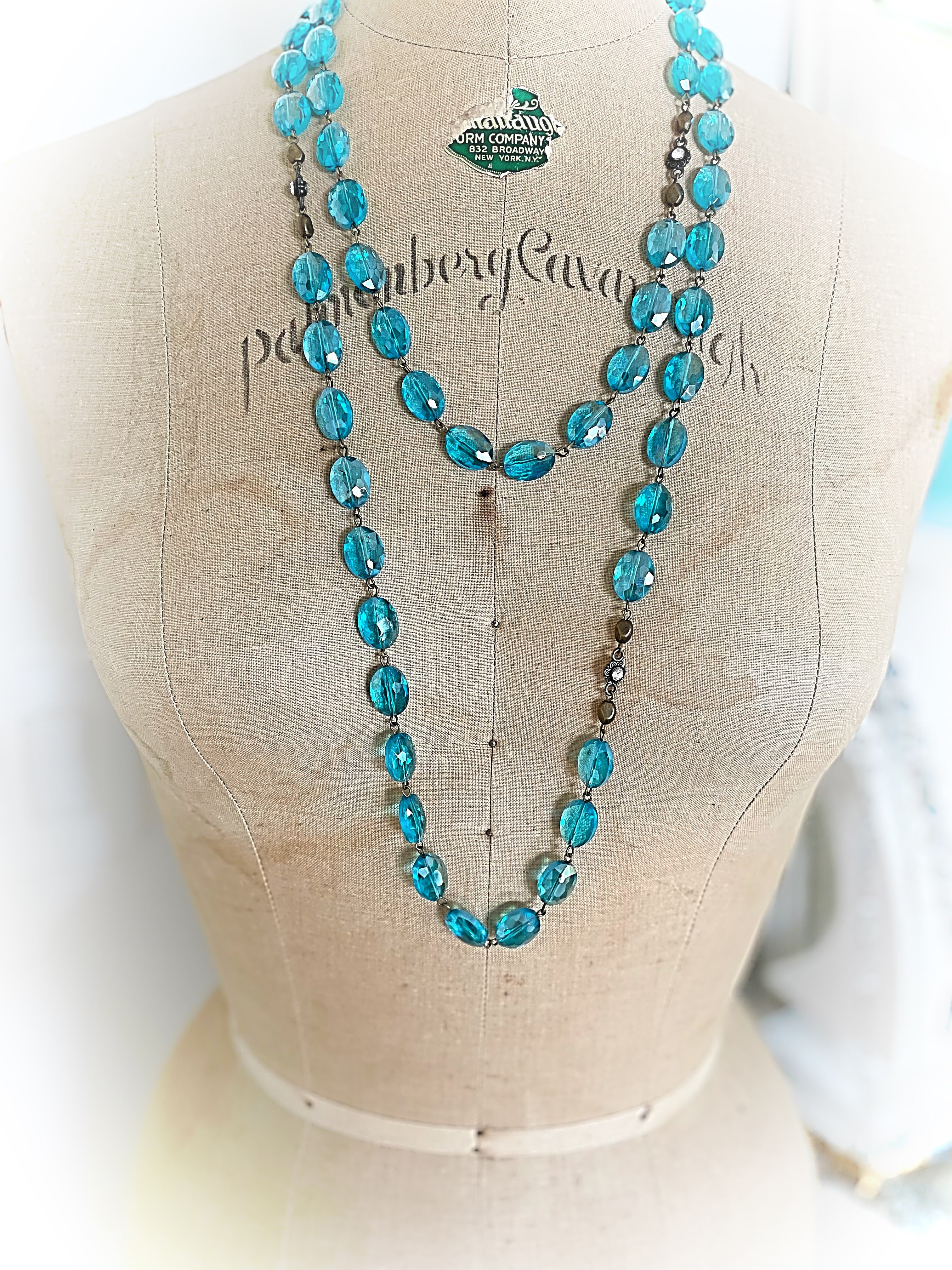 Topaz Shores Neck Candy