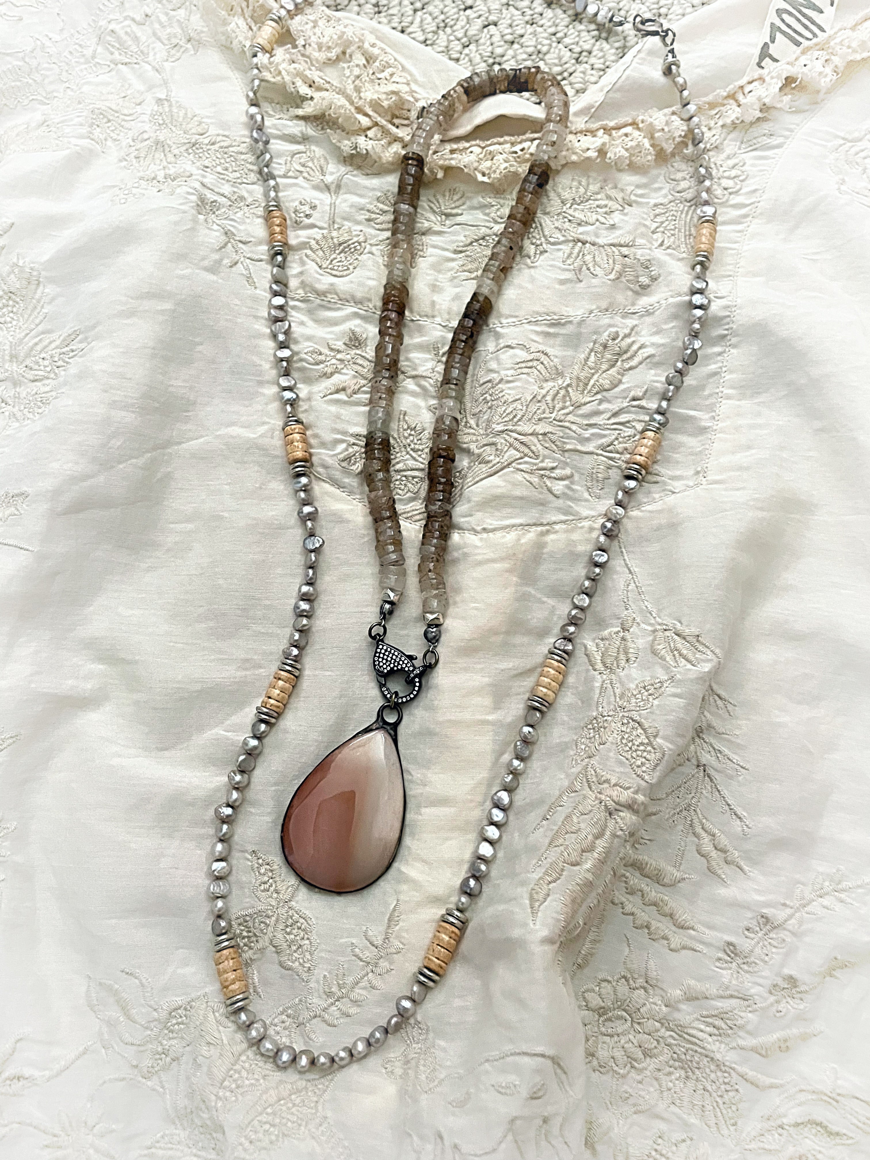 Nestles Necklace