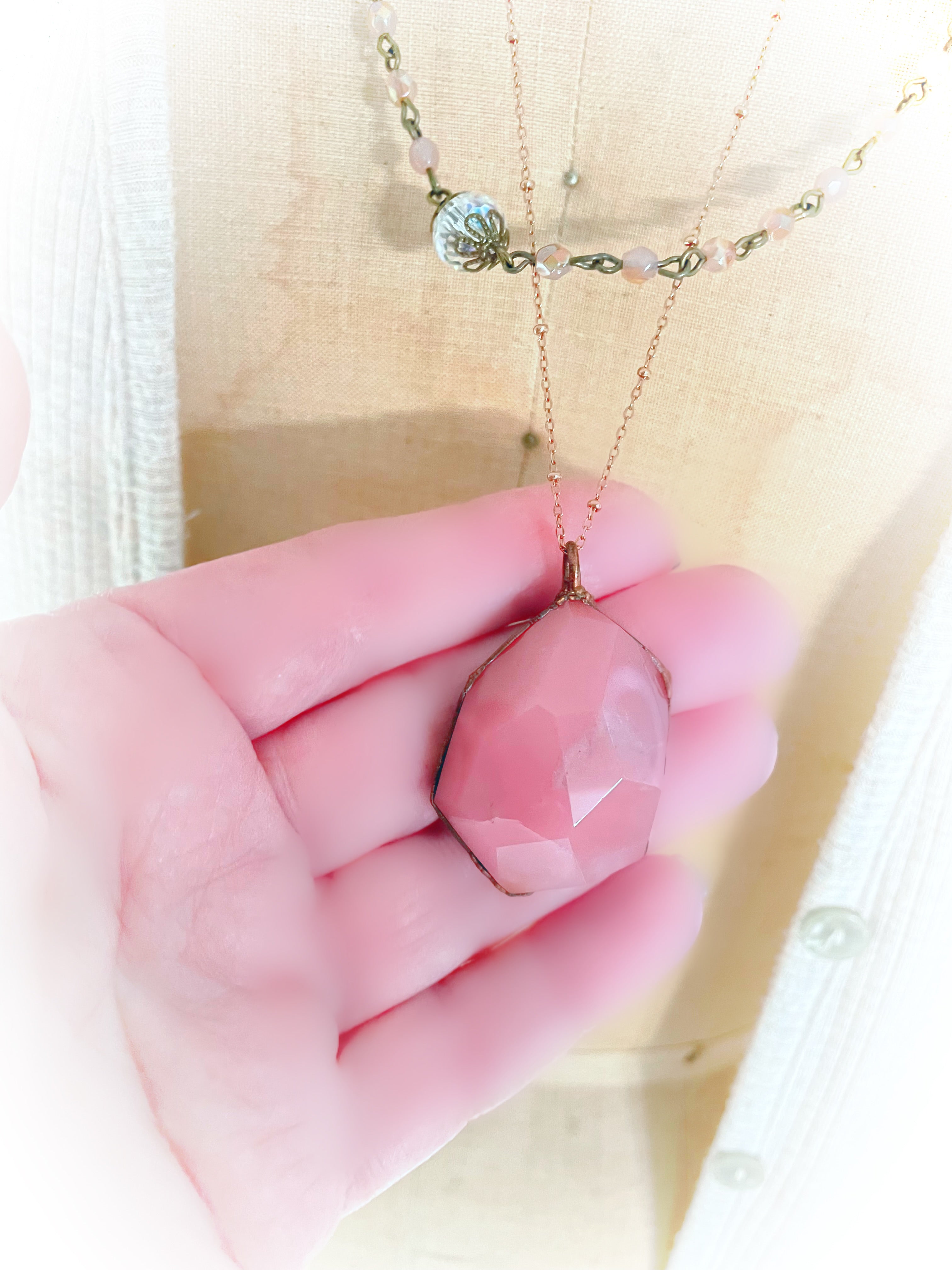 Cameo Rose Minimal Pendant Necklace