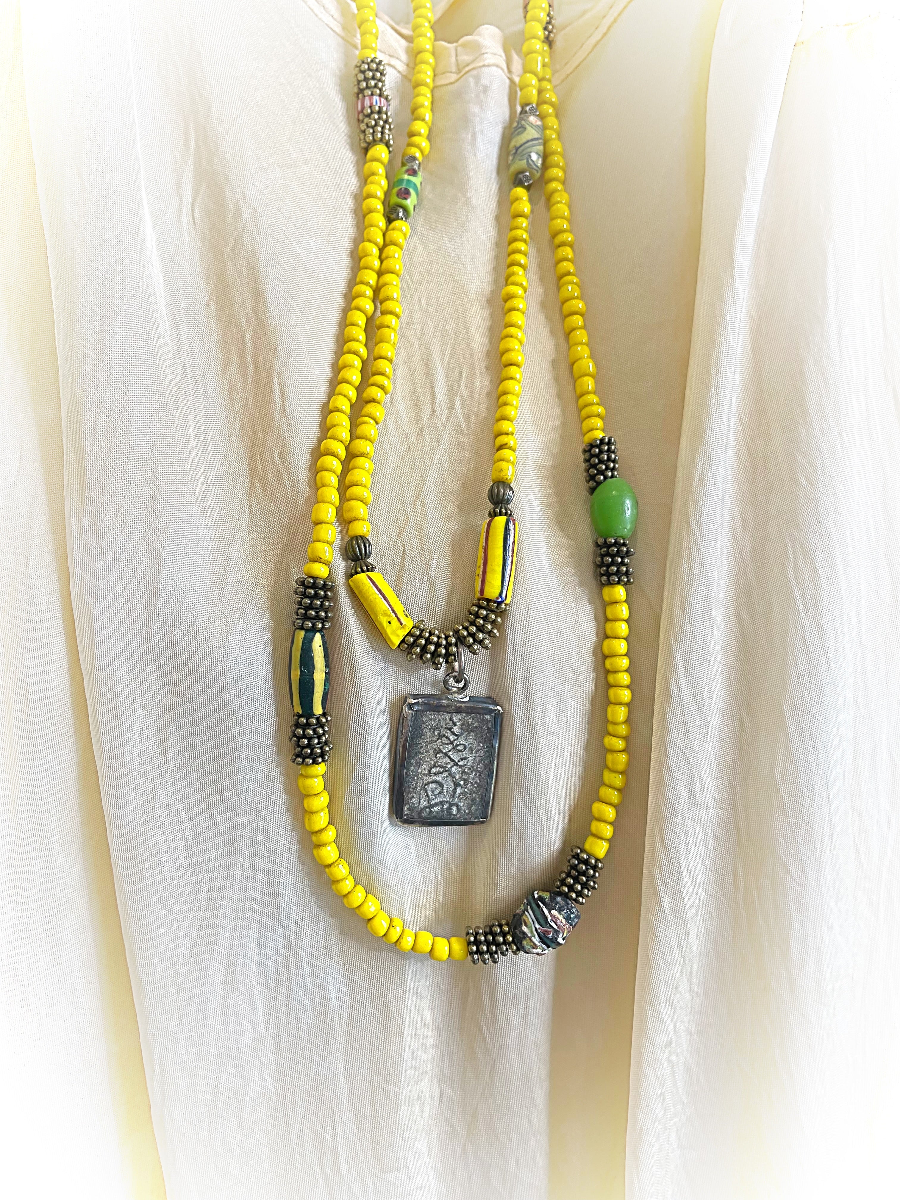 Leon Juice Lovebeads