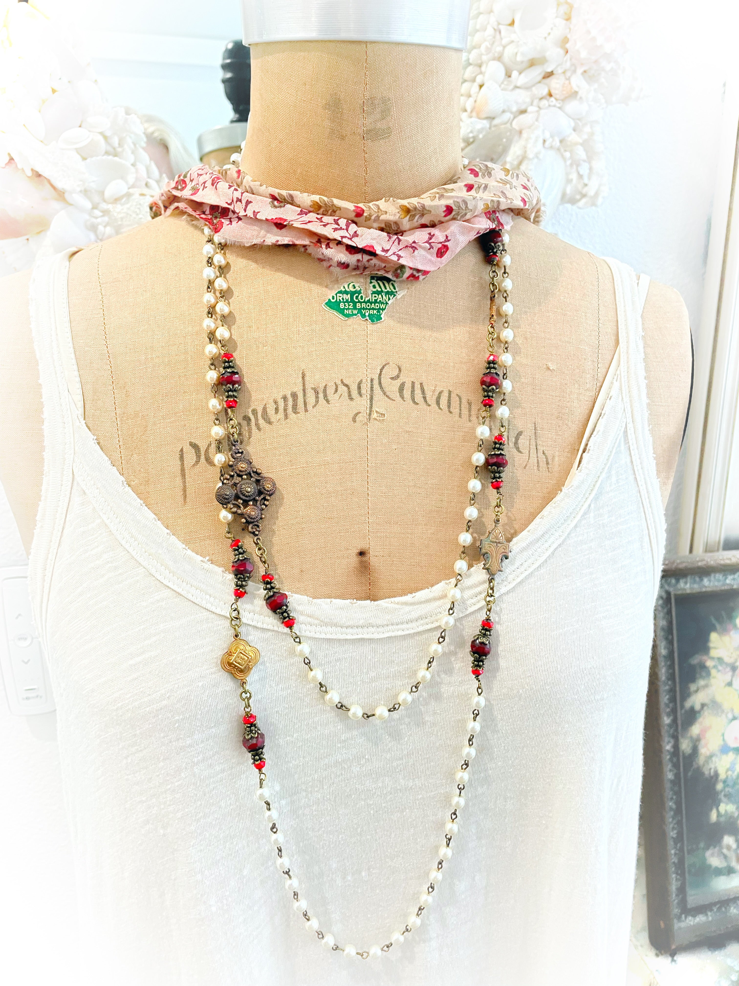 Juicy Lipstick Red And Pearls