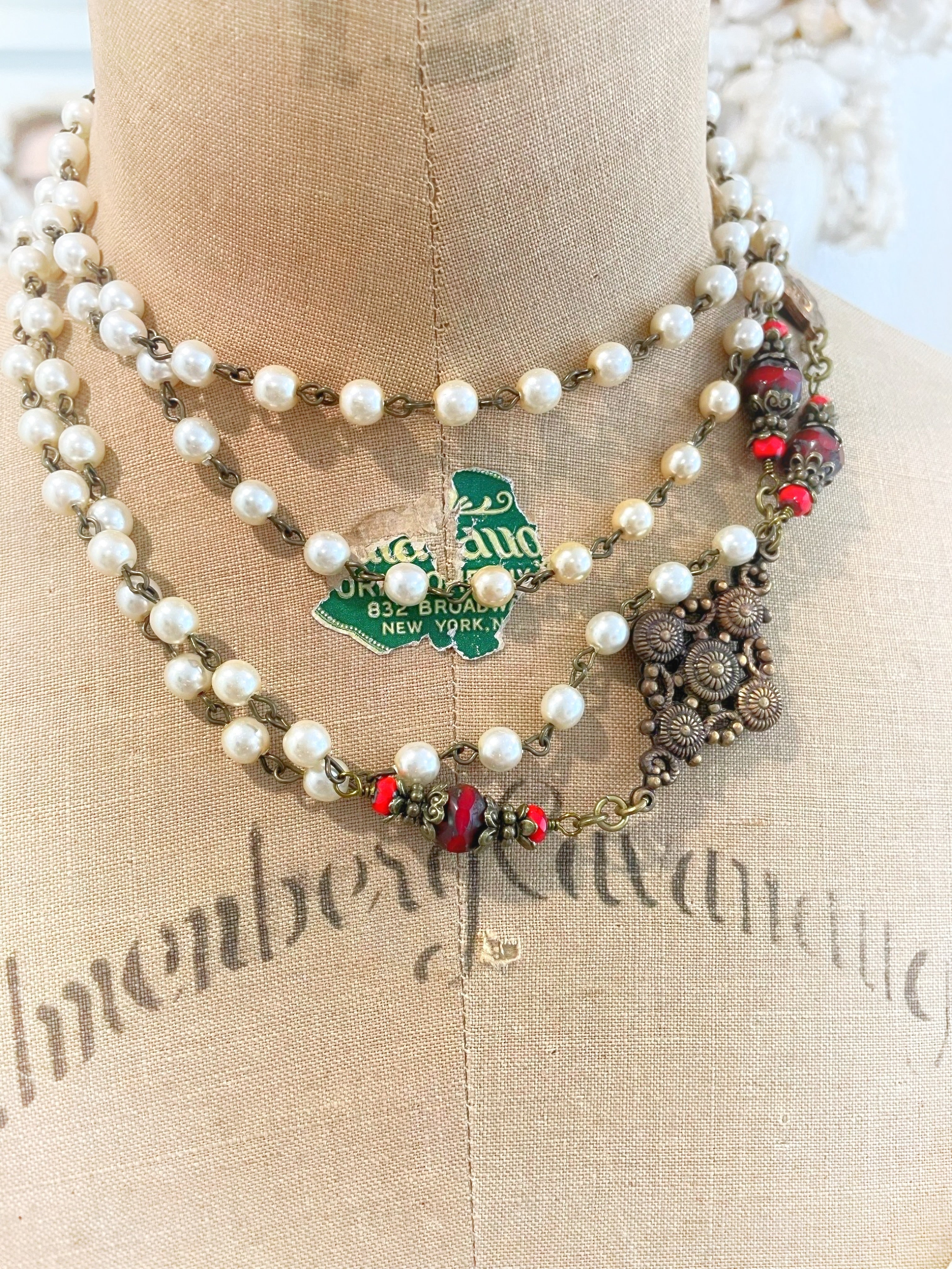 Juicy Lipstick Red And Pearls