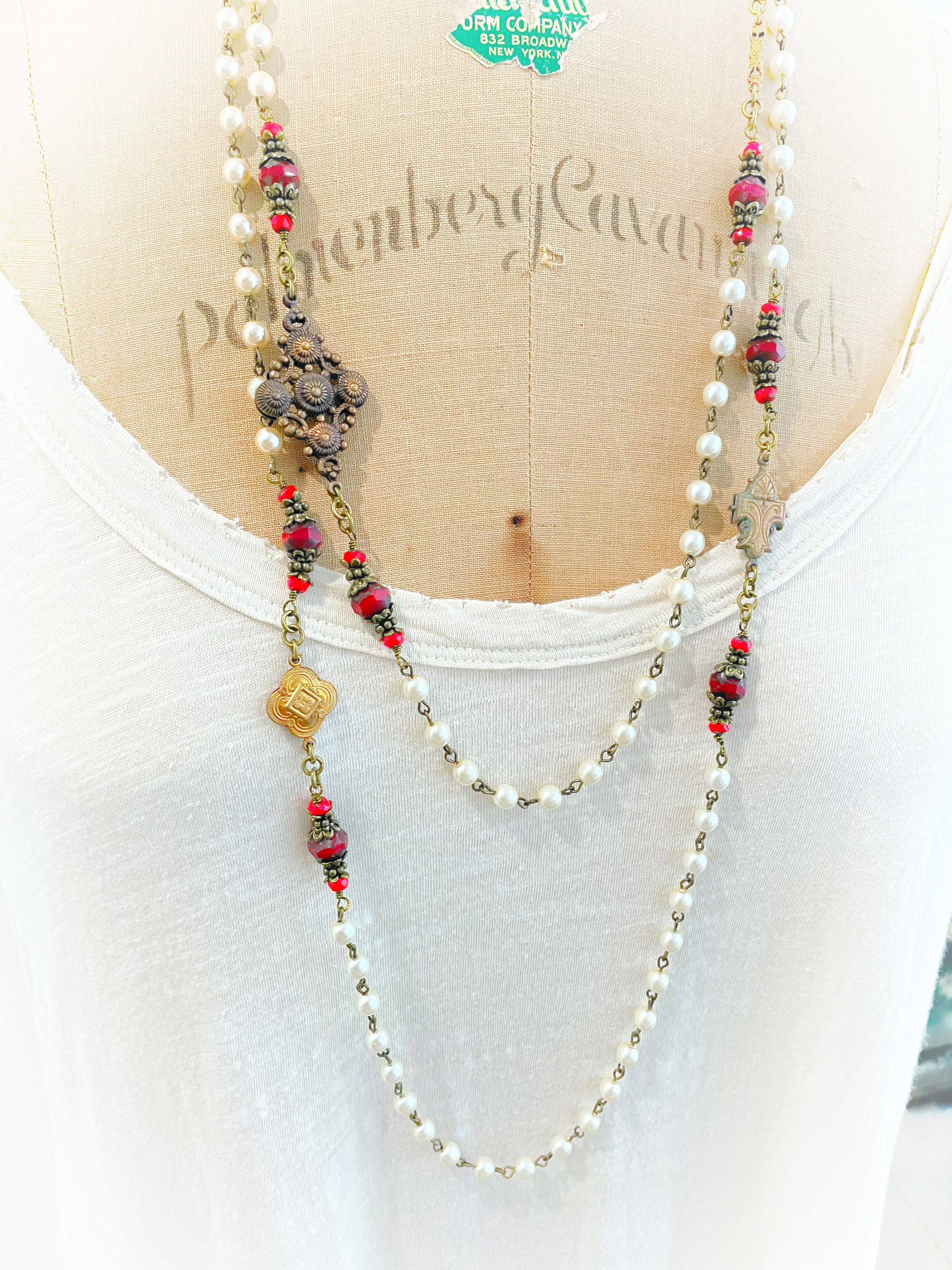 Juicy Lipstick Red And Pearls